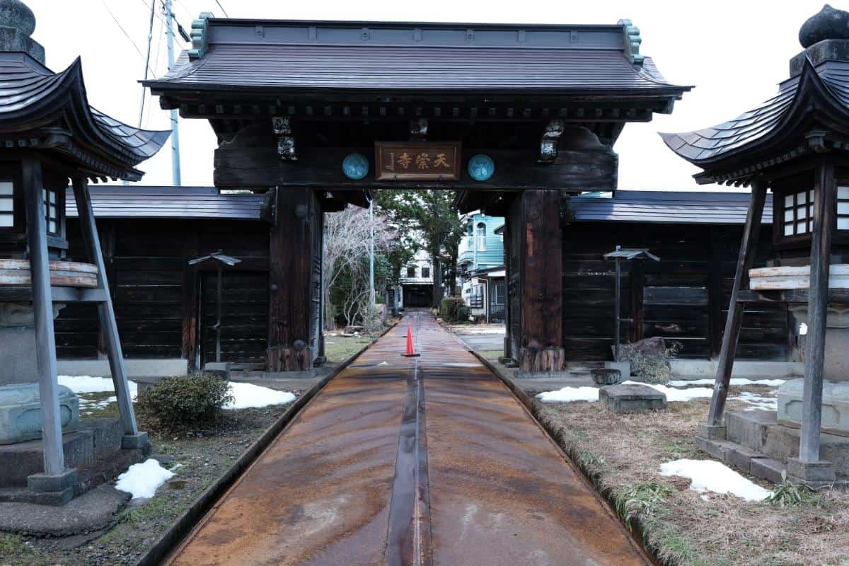Teramachi temple grounds 6